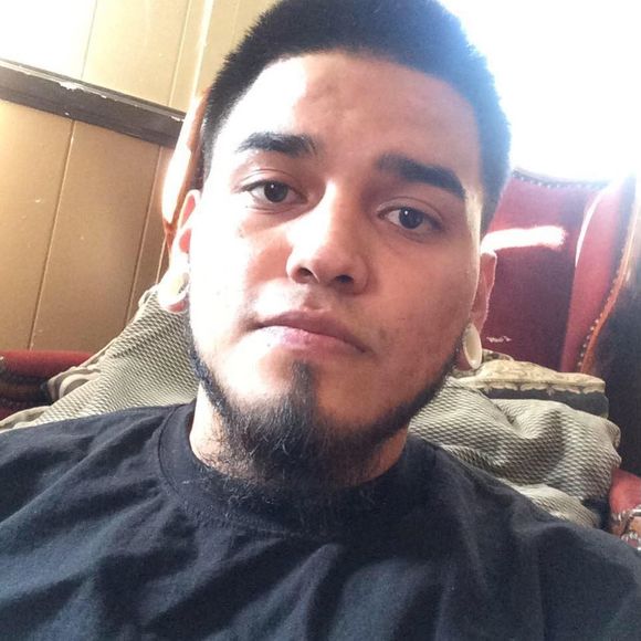 Meet your Posher, Josh - Picture 1 of 1